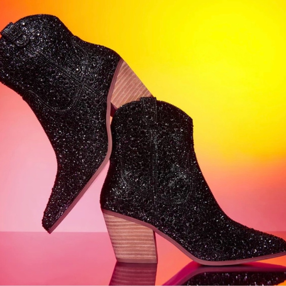 Betsey Johnson Diva, Black Glittery Cowboy Booties